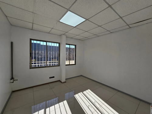 Oficinas De 11 M2 Con Vista, Centro De Paine