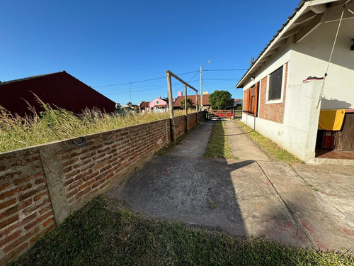 Venta Chalet Santa Clara A Metros Del Mar