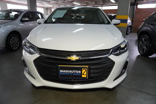 Chevrolet Onix 1.0T Premier Hatch At