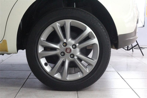 Fiat Idea 1.6 Mpi Essence 16v Flex 4p Manual 2014/2014