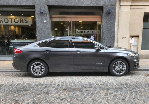 Imagen 4 de 8 de Ford Mondeo Titanium Hibrido 2021