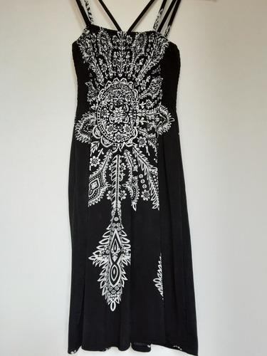 Imagen 2 de 9 de Vestido Negro Con Estampado Estilo Mándala, Talla S