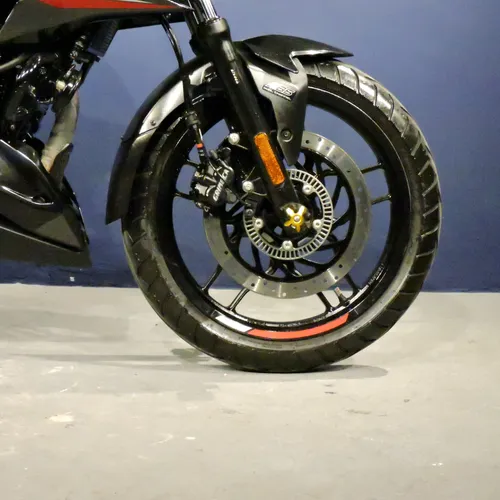Bajaj Pulsar N250 2024