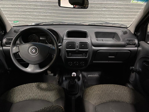 Renault Clio 1.2 Confort 5 Puertas