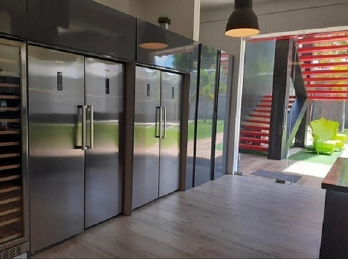 Imagen 8 de 17 de Bella Quinta Moderna Minimalista