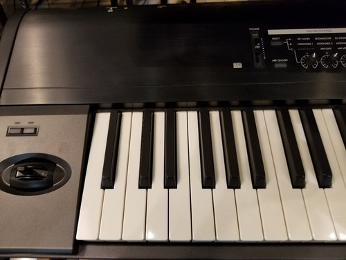 Teclado Korg Tr 88 Impecable (Usado)