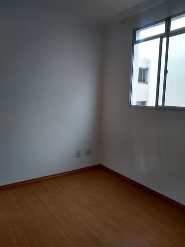 Imagem 12 de 20 de Itapoã. Apartamento 2 Quartos. 1 Vaga Livre E Demarcada. Pronto Para Morar - 1897