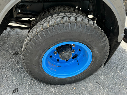 Caminhão Caçamba Toco Ford