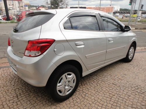 Chevrolet Onix 1.0 Mpfi Lt 8v Flex 4p Manual - 2013