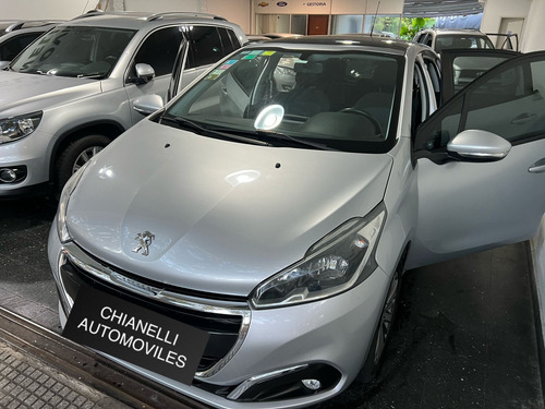 Peugeot 208 1.6 Allure