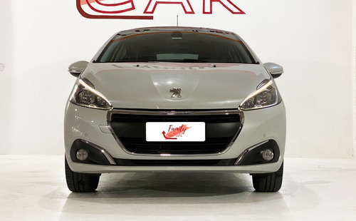 Peugeot 208 Feline