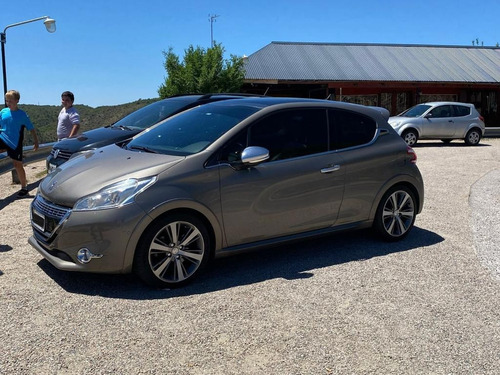 Imagen 5 de 8 de Peugeot 208 1.6 Xy