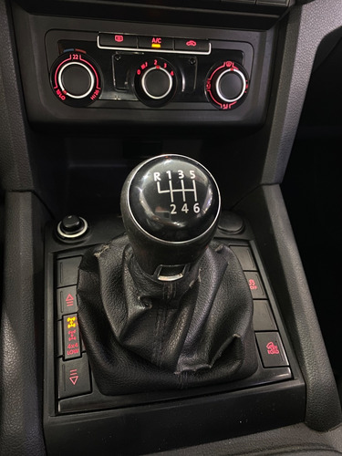 Imagem 9 de 20 de Volkswagen Amarok 2.0 S 4x4 Cd 16v Turbo Intercooler 2017