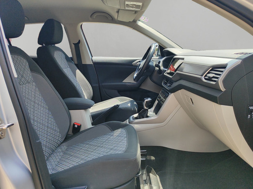 Volkswagen Taigun 1.0 Tsi Comfortline At