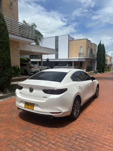 Mazda 3 2.0 Touring At