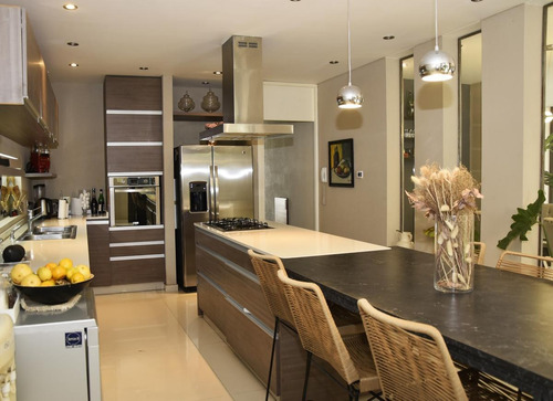 Imagen 9 de 20 de Casa - Barrio Parque Leloir