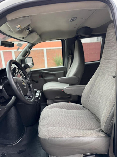 Chevrolet Express 6.0ls C 15 Pas At