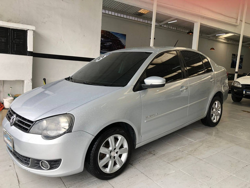 Imagem 1 de 10 de Volkswagen Polo Sedan 2.0 Mi Comfortline 8v Flex 4p Manual