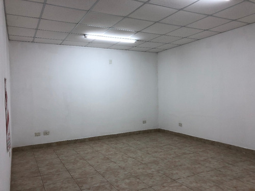 Imagen 4 de 4 de Locales A La Calle - Alquiler
