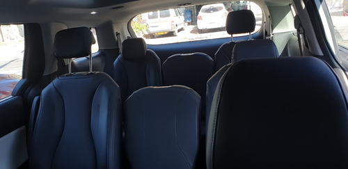 Imagen 19 de 22 de Kia Carnival Sx 2.2 A/t Crdi Prem C/techo Ld