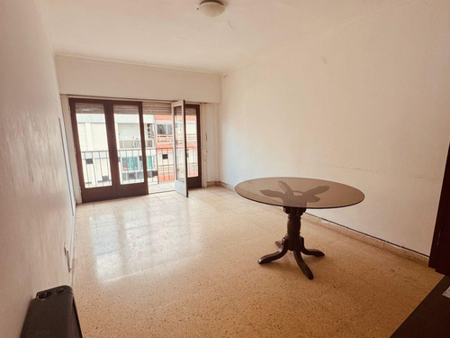 Reservado Departamento 2 Ambientes Con Balcón Saliente - Macrocentro Mar Del Plata