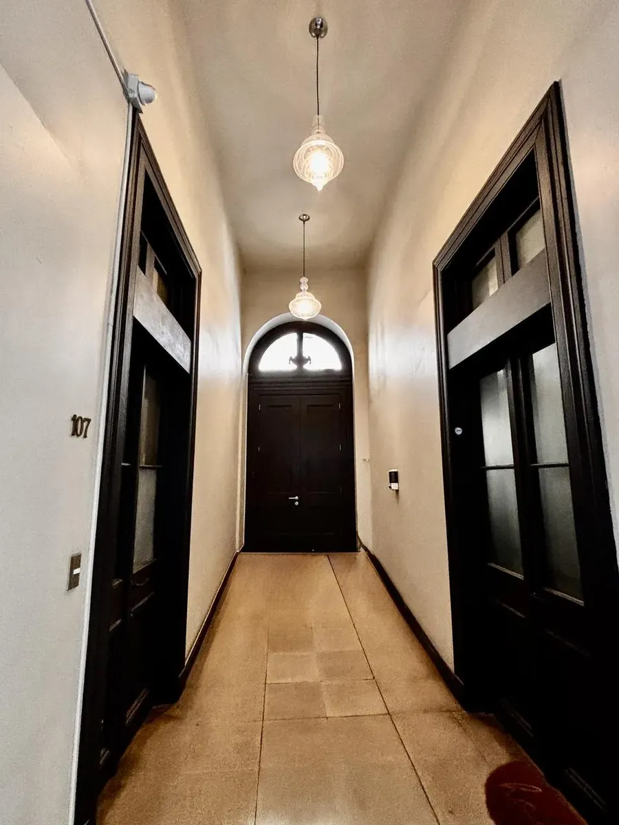 Imagen 2 de 27 de Vive En Santiago Con Estilo En Loft Edificio Patrimonial