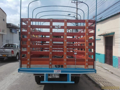 Imagen 10 de 13 de Trailers Carrocería Ganadera
