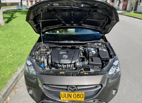Mazda 2 Automatico