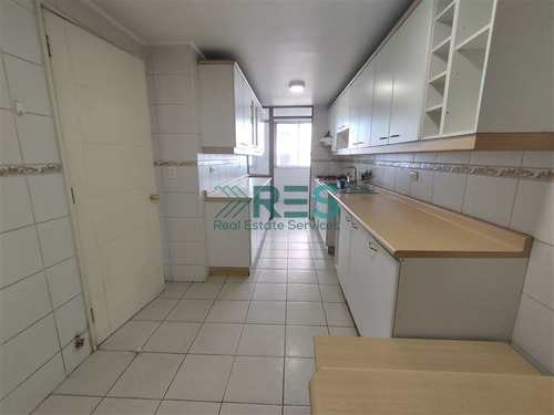 Imagen 7 de 21 de Departamento En Venta De 3 Dorm. 3 Baños, 2 Estac Y Bodega