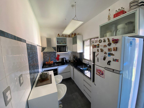 Venta Casa La Teja, 2 Habitaciones, Barbacoa