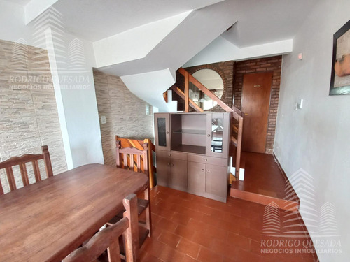 Excelente Triplex En Av. Costanera Al 1400
