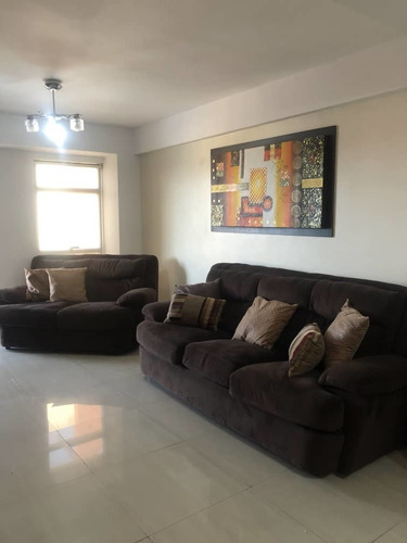 Imagen 6 de 14 de Alquiler Fijo Moderno Apartamento. 2h. Terraza. Playa El Angel.