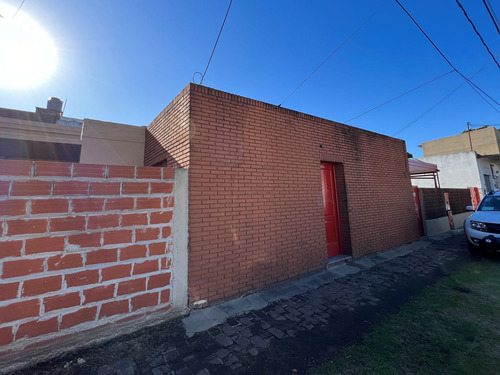Casa En Alquiler En José C Paz