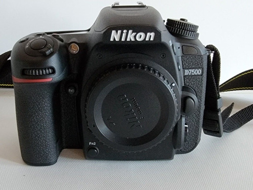 Imagen 1 de 3 de Cámara Réflex Nikon D7500