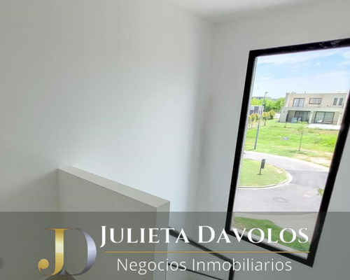Casa En Venta 5 Ambientes Puertos Del Lago Barrio Acacias-escobar-maschwitz