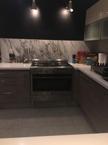 Imagen 2 de 14 de Sh Exclusivo Departamento En Bosque De Toronjos!