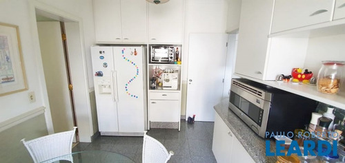 Imagem 8 de 15 de Apartamento - Campo Belo - Sp - 630442