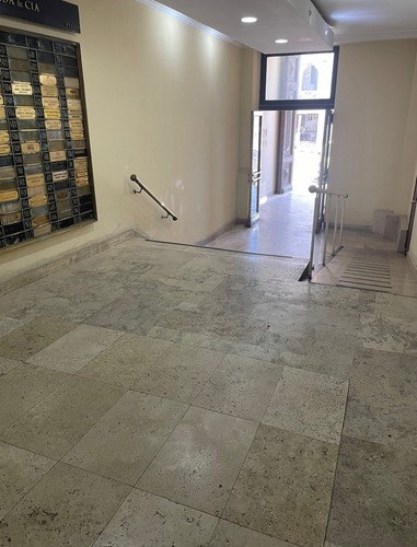 Imagen 7 de 23 de Se Vende Oficina En Sector Financiero De Valparaíso