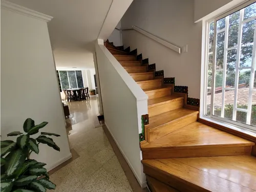 Gran Casa Para Venta En Poblado Campestre