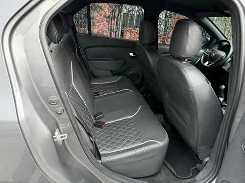 Renault Logan 1.6 Privilege / Intens
