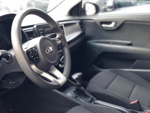 Imagen 8 de 11 de Kia Rio 2019 1.6 L Sedan At