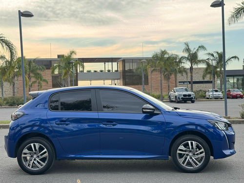 Peugeot 208 1.6 Feline Tiptronic