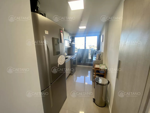 Venta Apartamento 3 Dormitorios. Playa Mansa, Punta Del Este