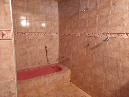 Venta De Casa En Tocuyito Urb Colinas De Carrizales Manzana J 25-17