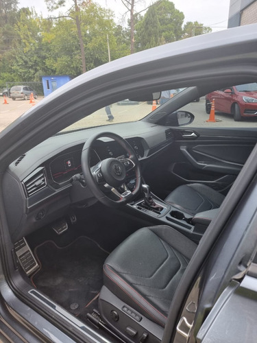 Volkswagen Vento Gli
