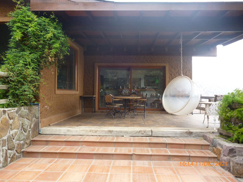 Parcela Con Casa En Venta En Lo Barnechea