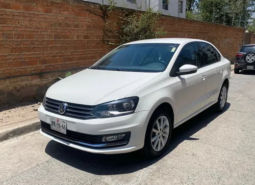 Volkswagen Vento 1.6 Highline Mt