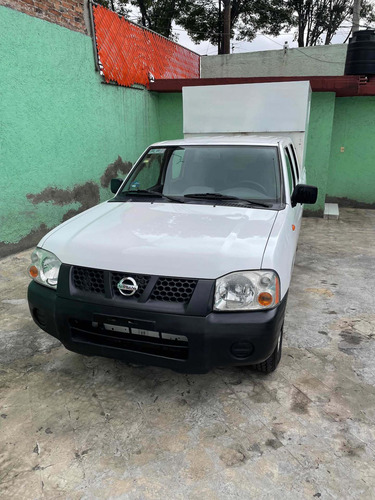 Imagen 3 de 14 de Nissan Np300 2011 2.4 Doble Cabina Típica Mt