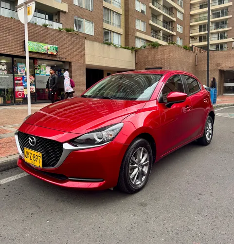 Mazda 2 Hatchback AUT SALVAMENTO