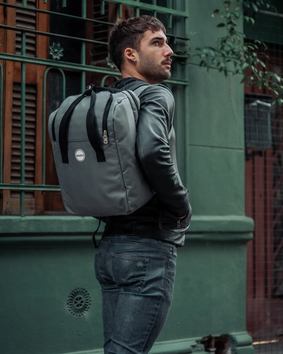 Imagen 2 de 9 de Equipo De Mate De Acero Mochila Madu Set Bolso Kit Matero